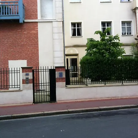 Cmg Port De Appartement *